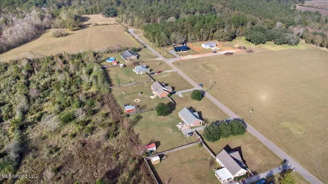 $250,000 | 140 Pete Pitts Road, Lucedale, MS 39452