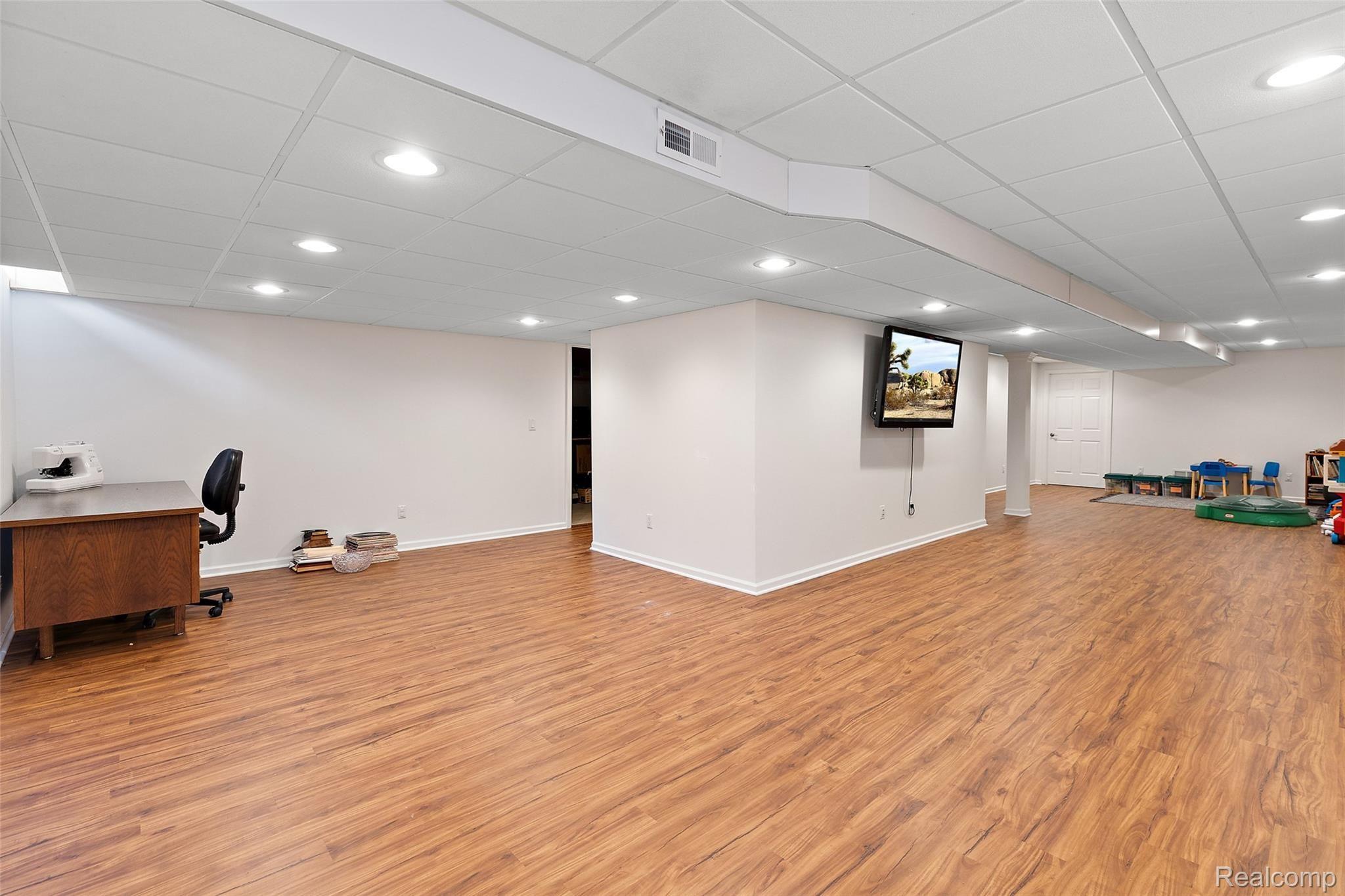 870 Loggers Circle Rochester, MI 48307 - Photo 53 of 61 Finished Basement