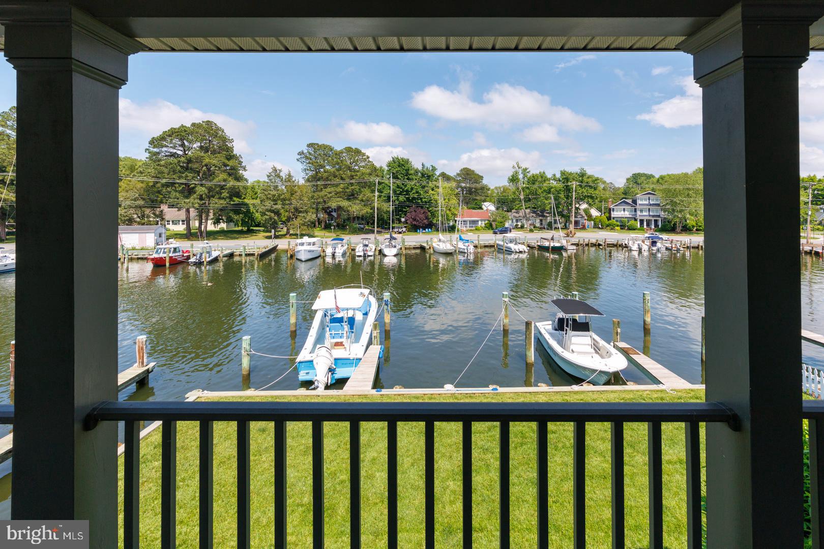 222 East Chestnut Street St. Michaels, MD 21663 - Photo 29 of 38 a view of a lake with a city view