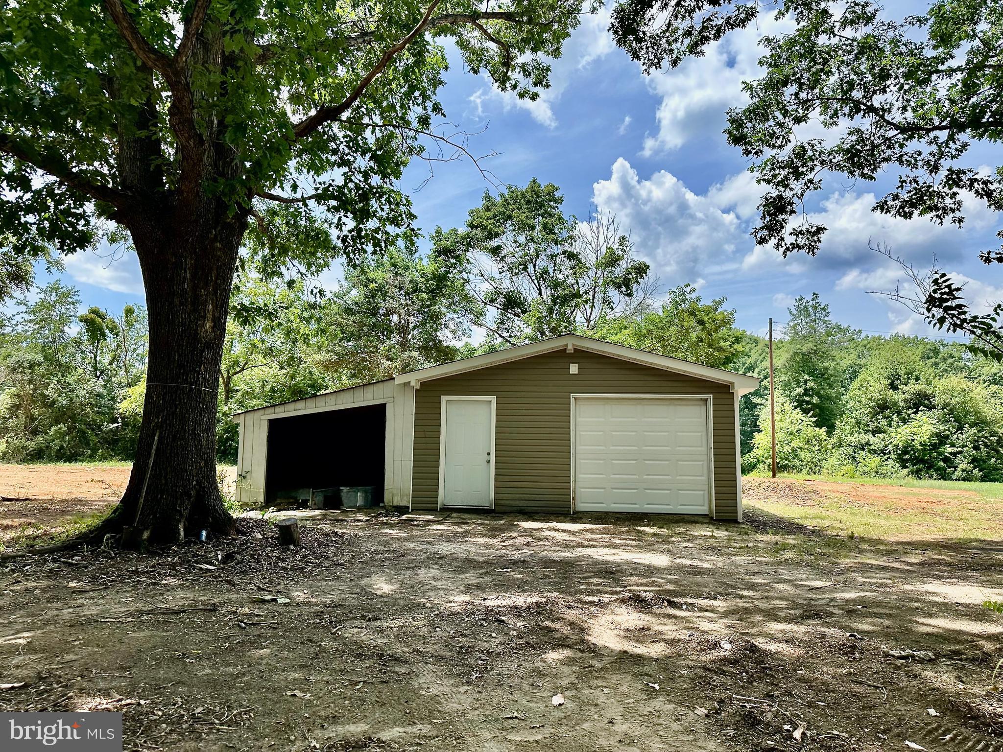 30494 Hicks Road Spotsylvania, VA 22551 - Photo 31 of 33 Detached Garage