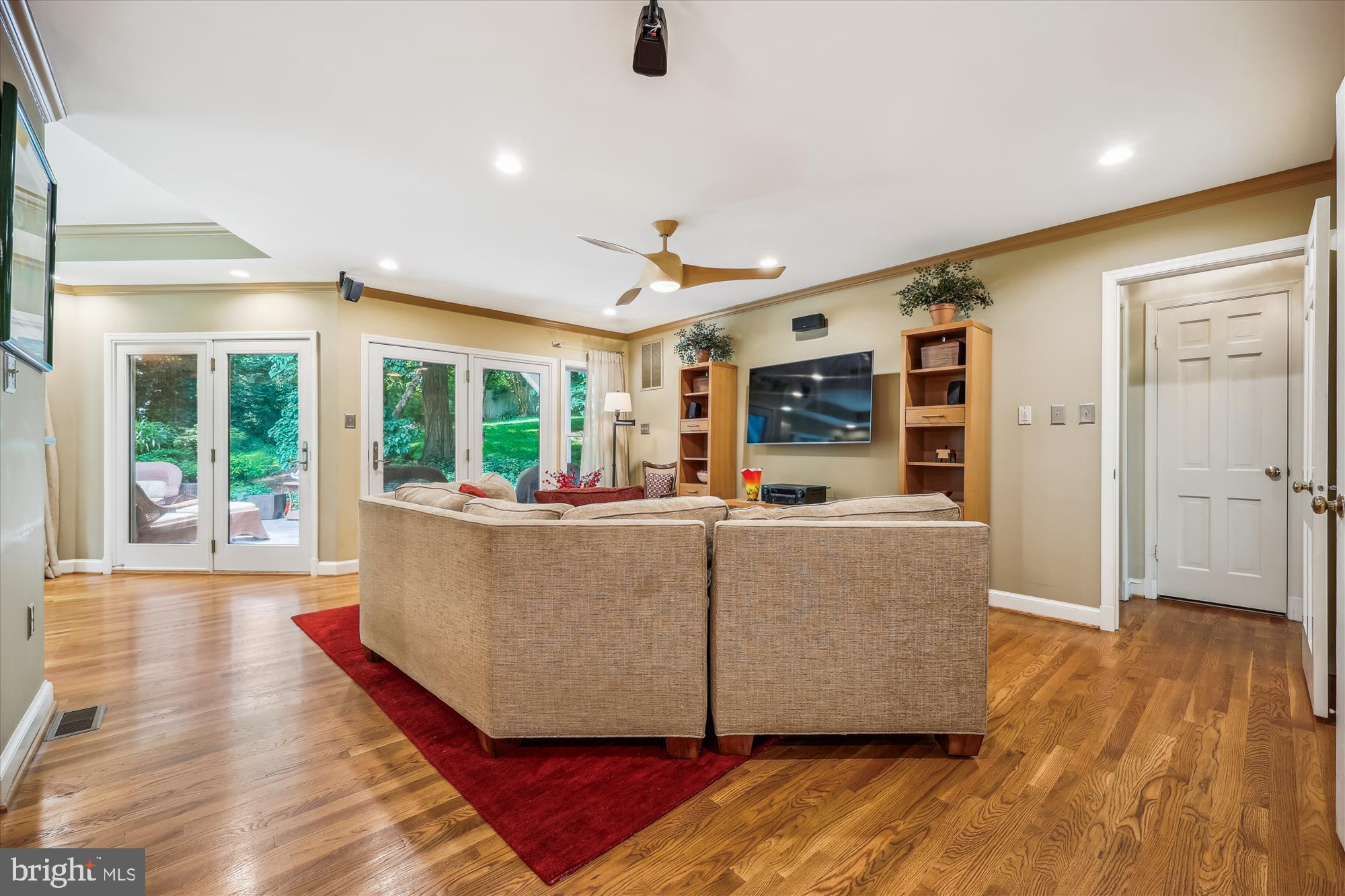 7212 Old Gate Road Rockville, MD 20852 - Photo 18 of 50 a living room with furniture and a large window