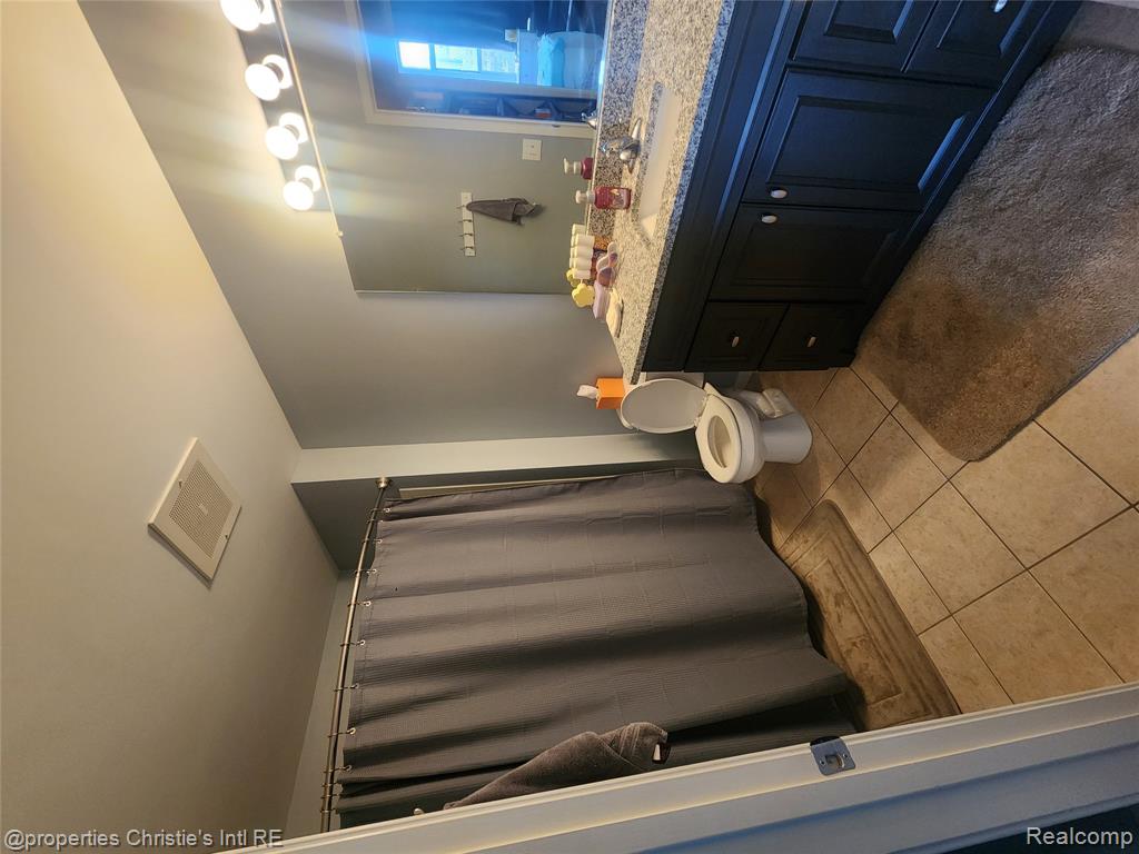 66 Winder Street, Unit 458 Detroit, MI 48201 - Photo 11 of 19