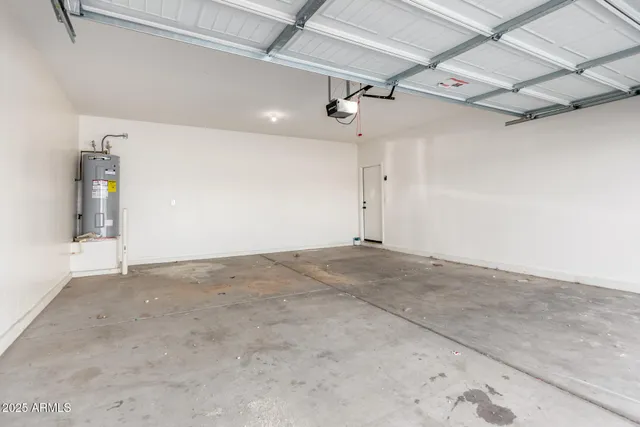 an empty room with a empty space