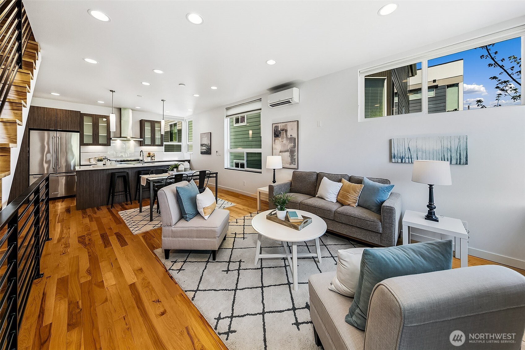 4221 Evanston Avenue North, Unit B Seattle, WA 98103 - Photo 11 of 30