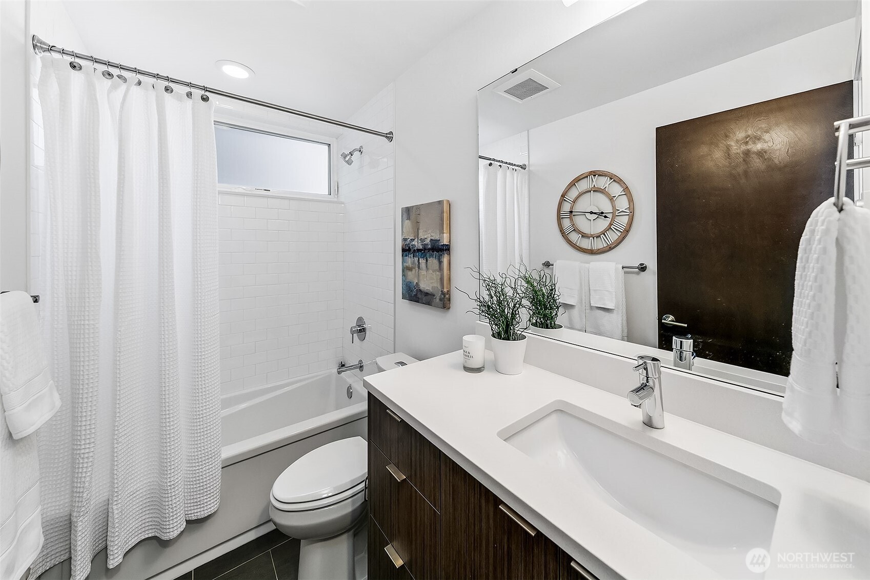 4221 Evanston Avenue North, Unit B Seattle, WA 98103 - Photo 20 of 30