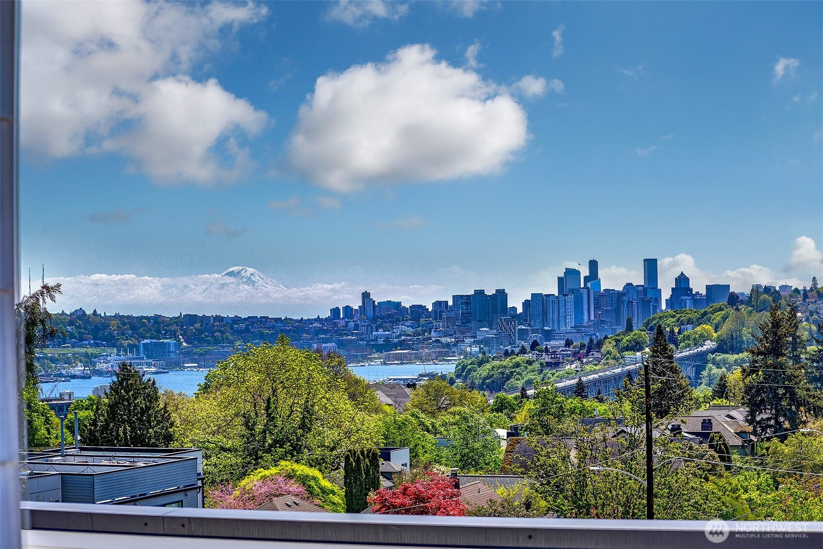 4221 Evanston Avenue North, Unit B Seattle, WA 98103 - Photo 28 of 30