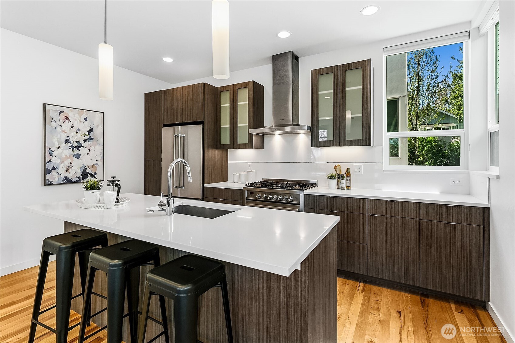 4221 Evanston Avenue North, Unit B Seattle, WA 98103 - Photo 5 of 30