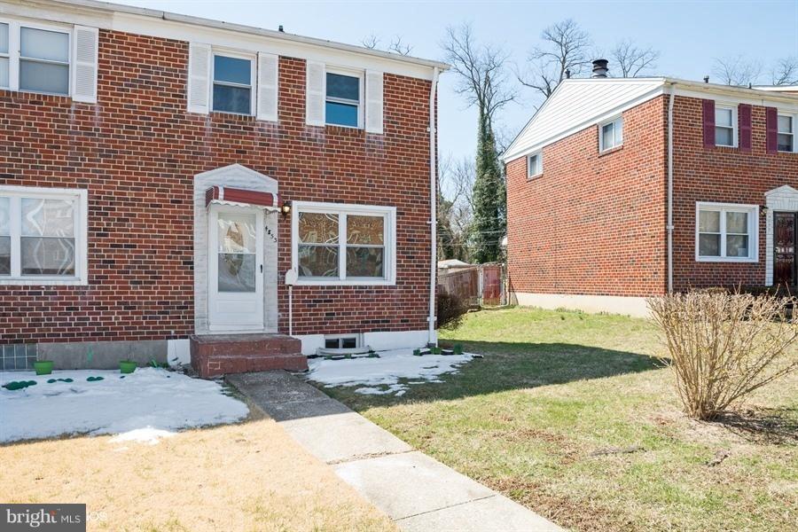 4853 Melbourne Road Baltimore, MD 21229 - Photo 2 of 25 Exterior (Front)