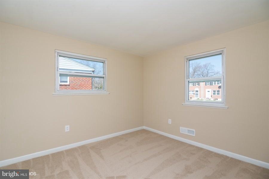 4853 Melbourne Road Baltimore, MD 21229 - Photo 17 of 25 Interior (General)