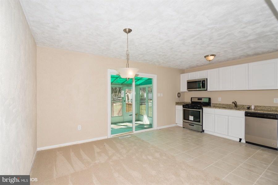 4853 Melbourne Road Baltimore, MD 21229 - Photo 8 of 25 Interior (General)