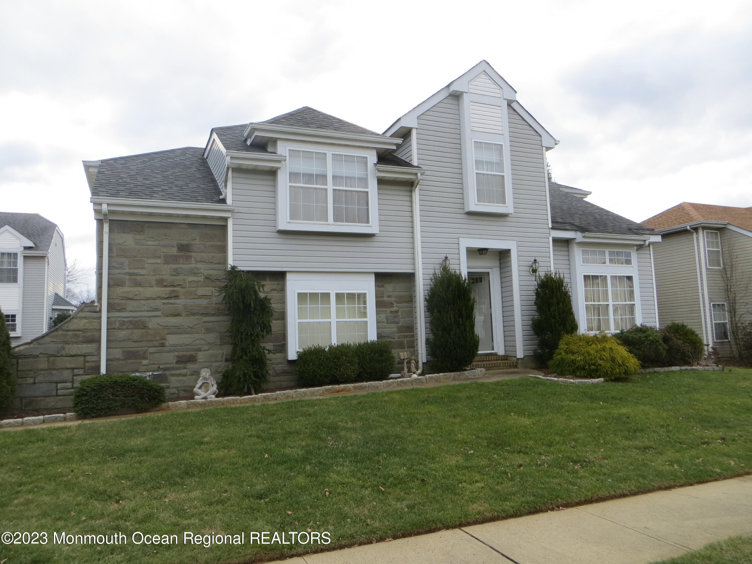 25 Citation Drive Freehold, NJ 07728 - Photo 1 of 39 001