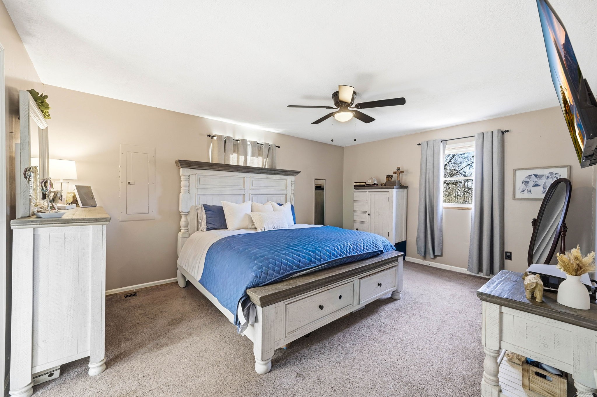 105 Farris Creek Bridge Road Belvidere, TN 37306 - Photo 13 of 48