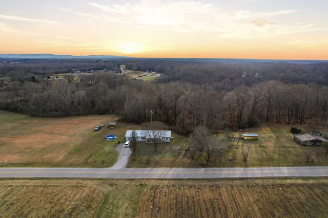 $399,900 | 105 Farris Creek Bridge Road, Belvidere, TN 37306