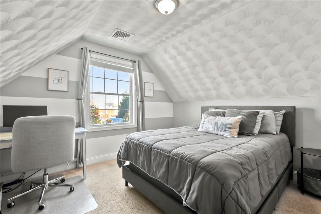 110 Winter Avenue Warwick, RI 02889 - Photo 12 of 35