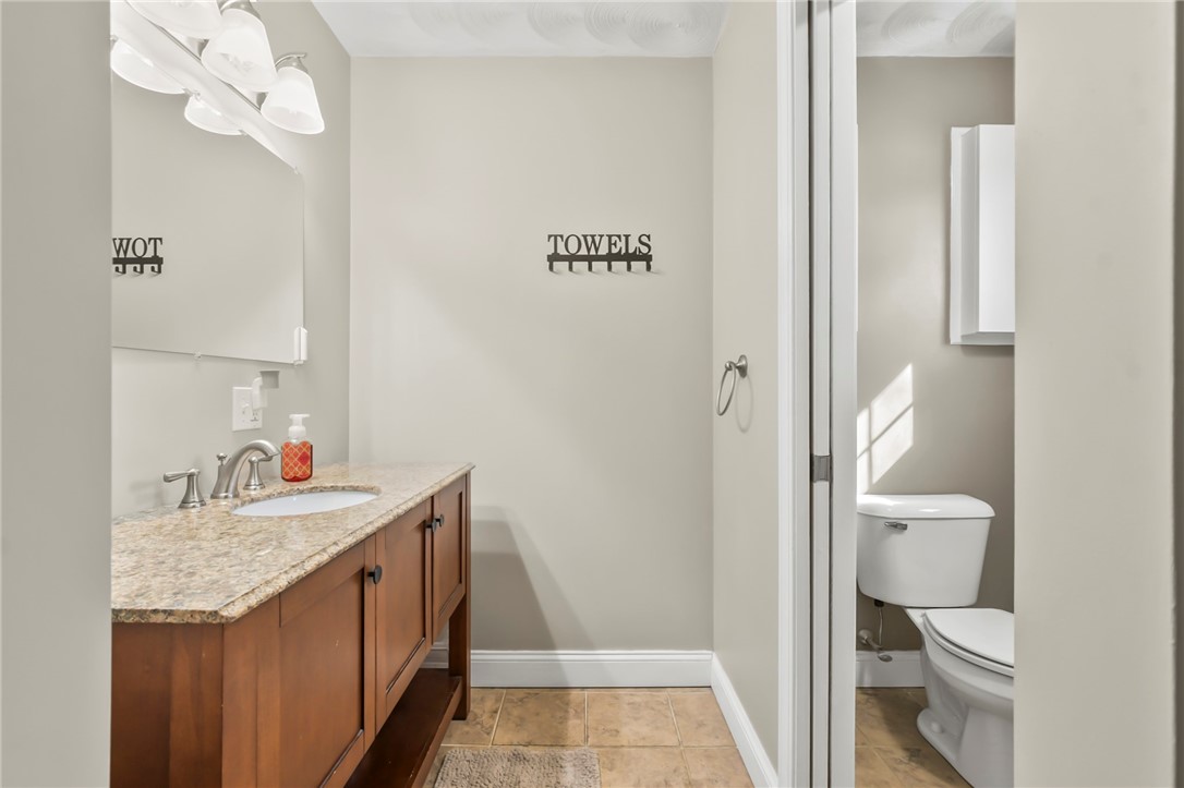 110 Winter Avenue Warwick, RI 02889 - Photo 18 of 35