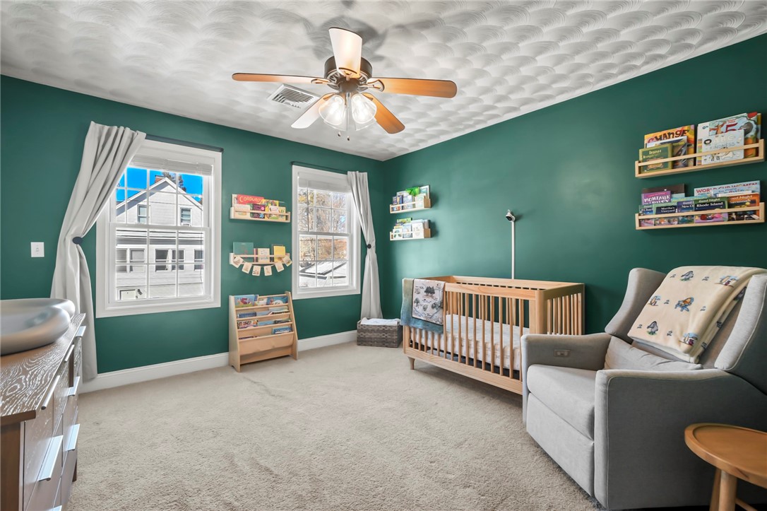 110 Winter Avenue Warwick, RI 02889 - Photo 21 of 35