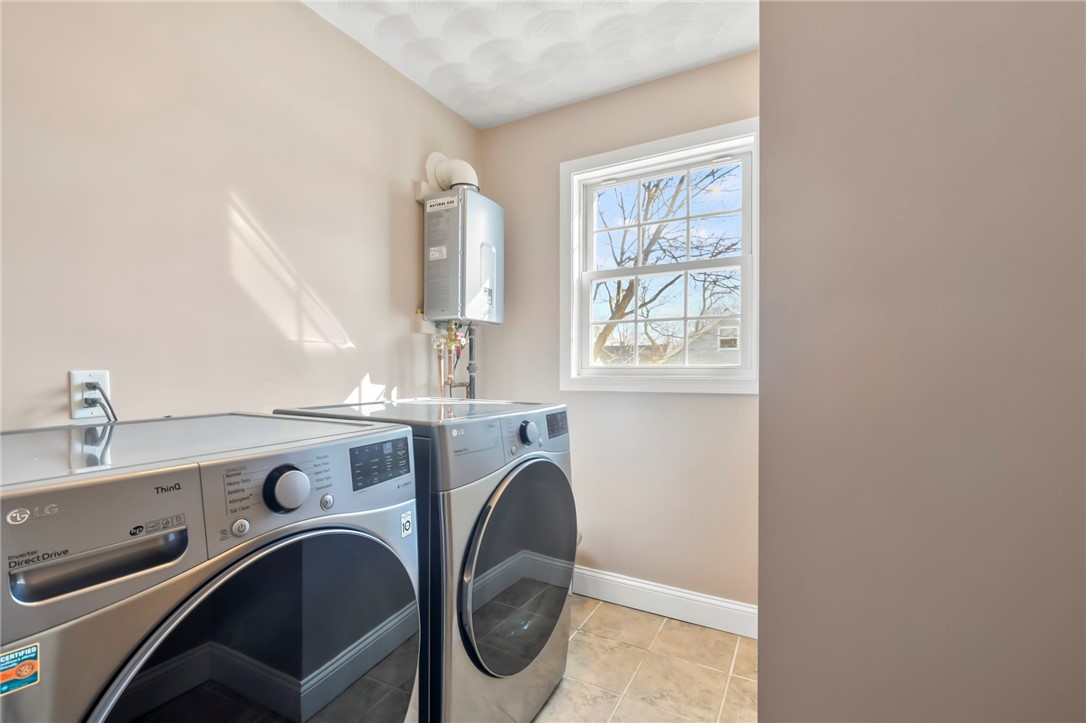 110 Winter Avenue Warwick, RI 02889 - Photo 27 of 35