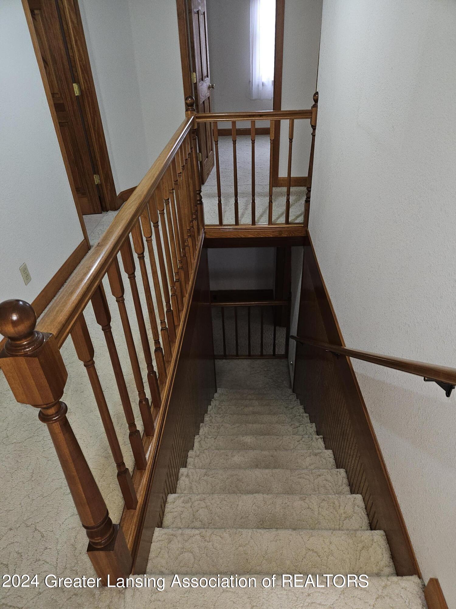 502 South Cochran Road Charlotte, MI 48813 - Photo 23 of 51 20240317_142826