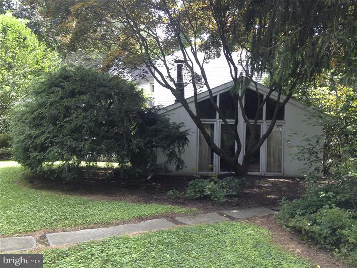 Exterior Side