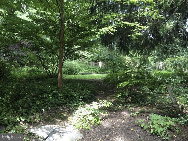 839 Fox Chase Road Rydal, PA 19046 - Photo 8 of 24 View
