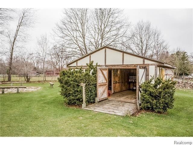 19730 Clark Road Belleville, MI 48111 - Photo 29 of 36