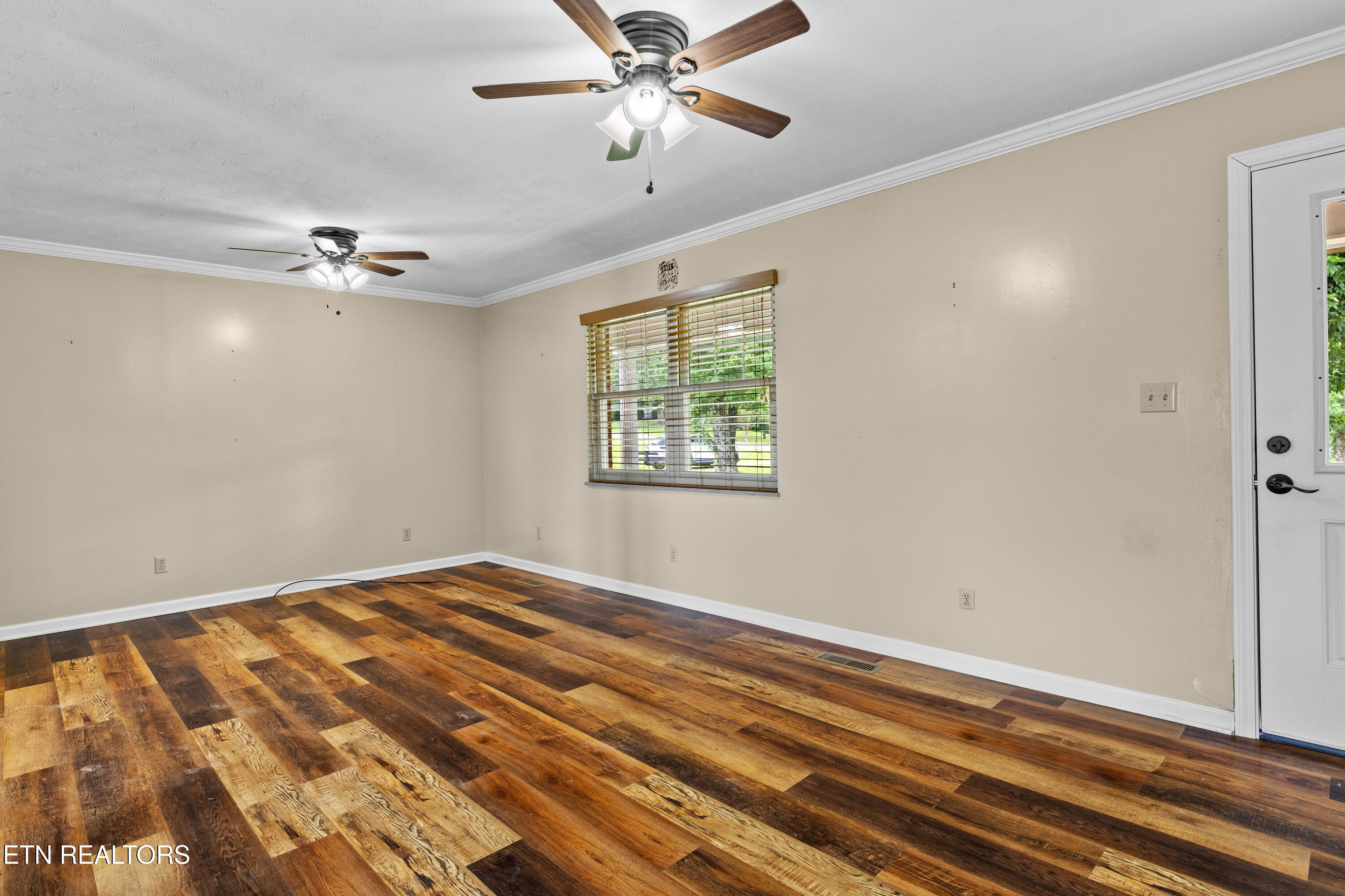 8055 Steekee Creek Road Loudon, TN 37774 - Photo 19 of 60 8055SteekeeCreekRd-20