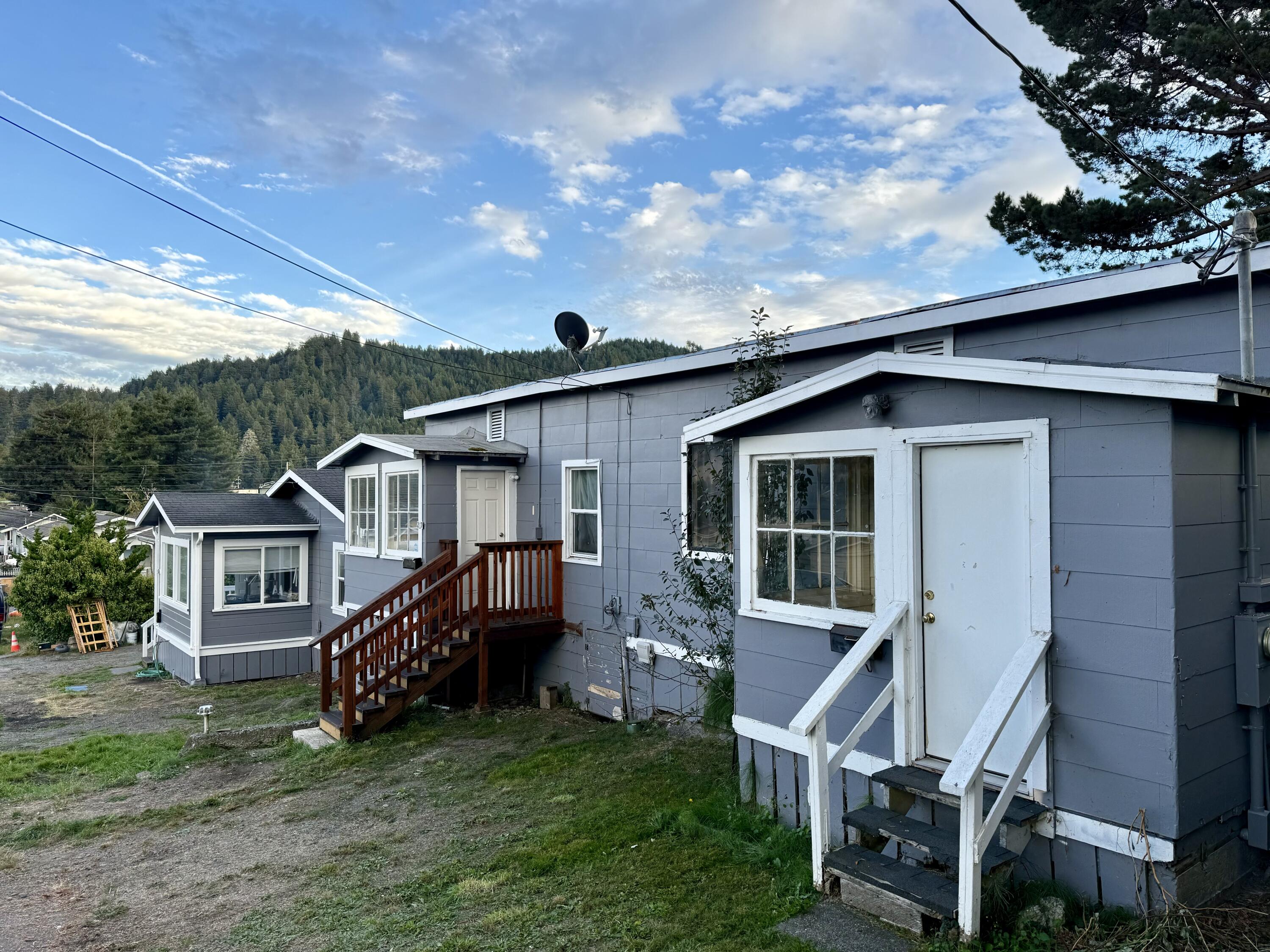 149 Ash Street Rio Dell, CA 95562 - Photo 1 of 9