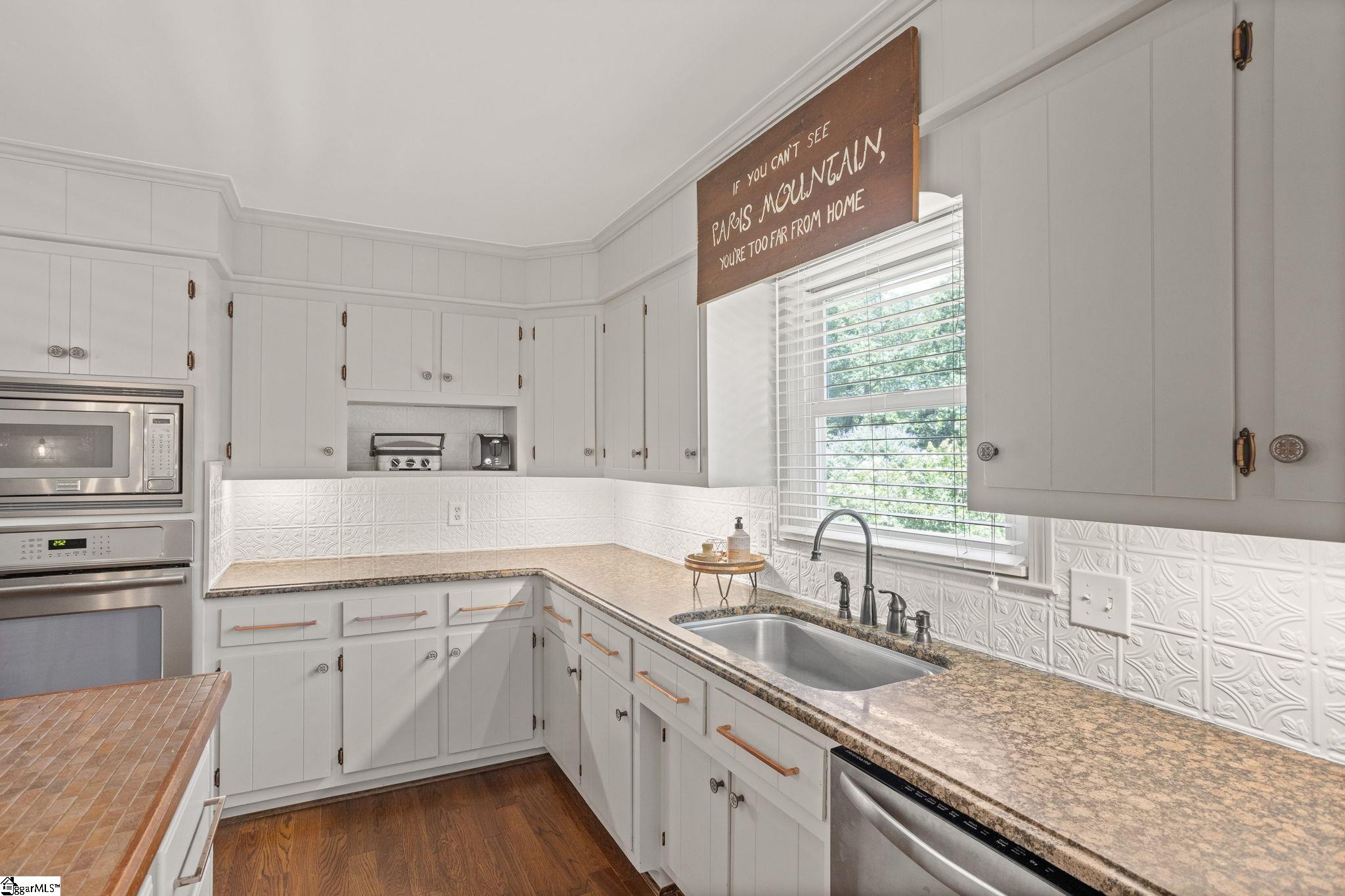320 Altamont Road Greenville, SC 29609 - Photo 8 of 50 Gallery Image 8