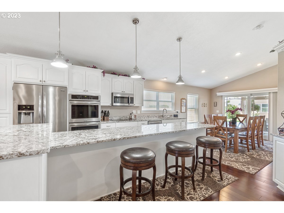 3585 Northwest Cornelius Schefflin Road Cornelius, OR 97113 - Photo 11 of 47 Kitchen/Nook