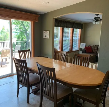 $1,150,000 | 22083 Lake Francis Road, Elysian, MN 56028