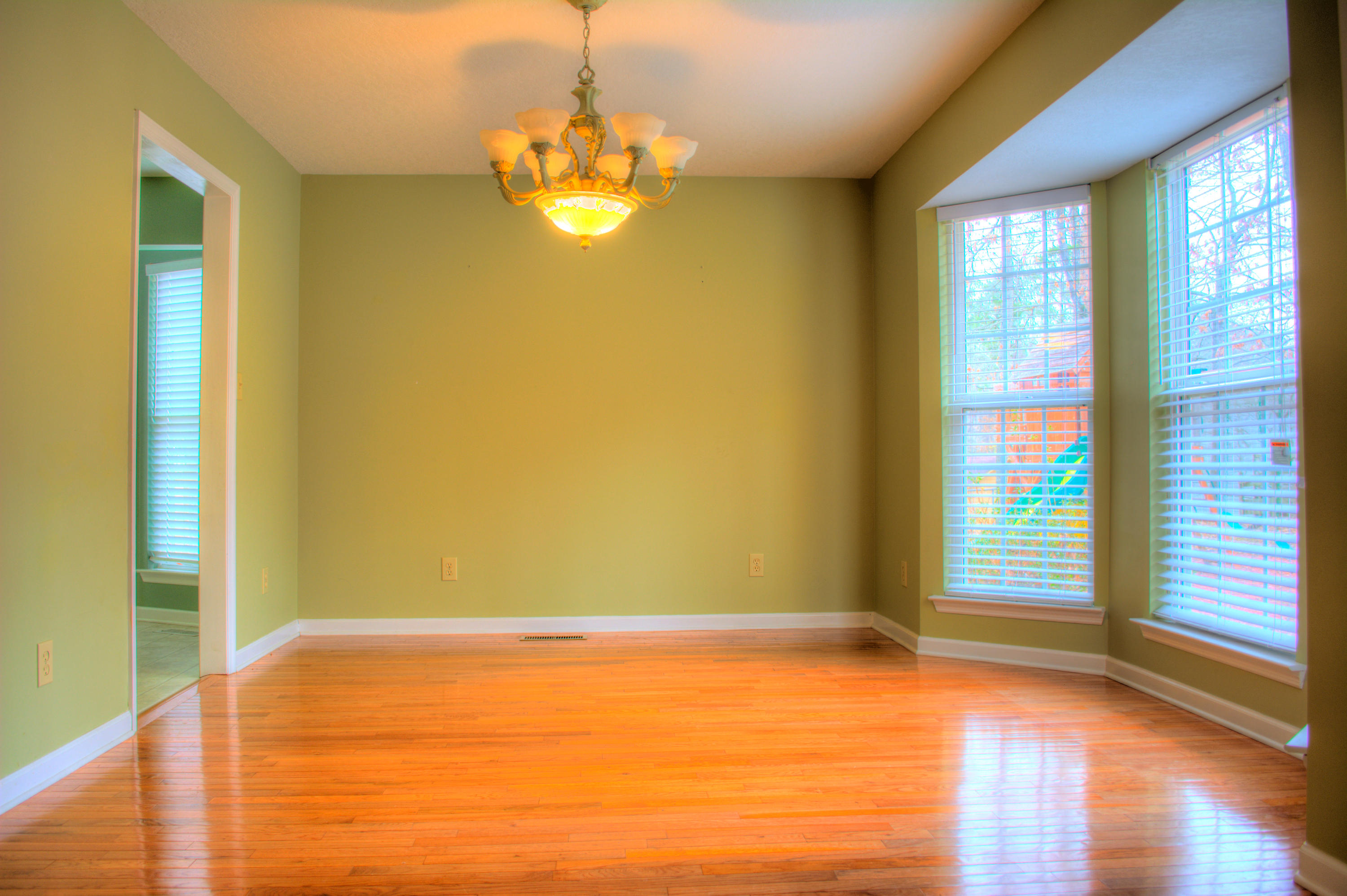 9111 Fuller Road Chattanooga, TN 37421 - Photo 11 of 32 Formal Dinning Room