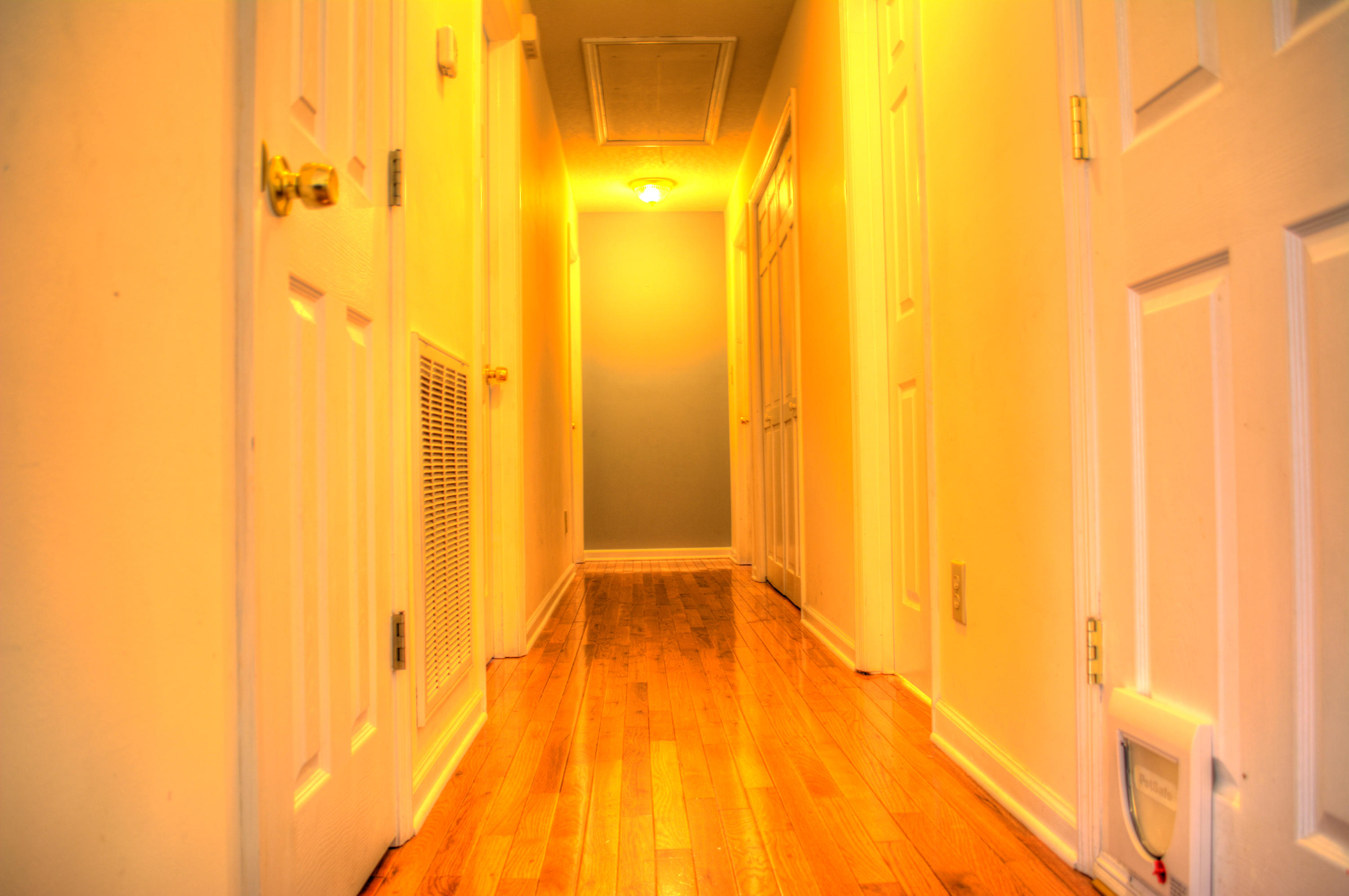 9111 Fuller Road Chattanooga, TN 37421 - Photo 12 of 32 Hallway