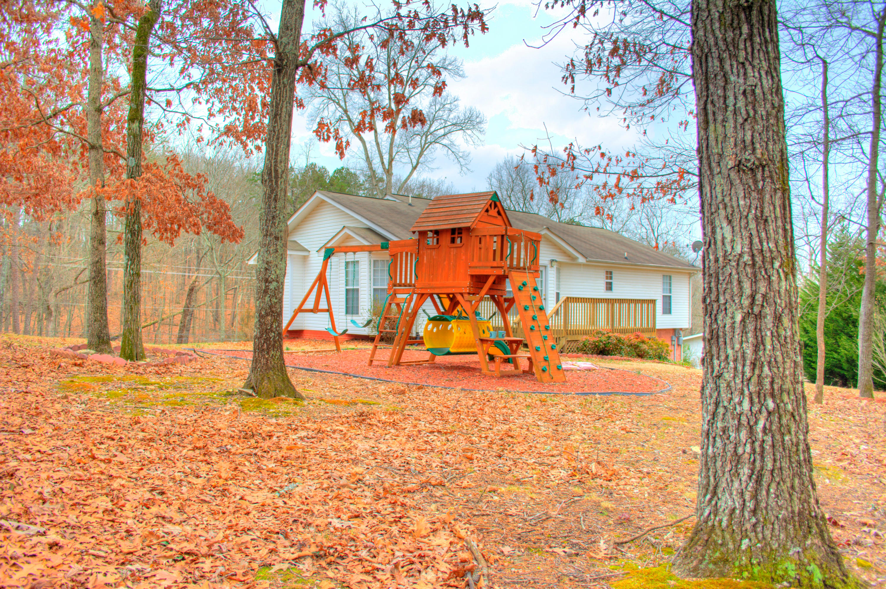 9111 Fuller Road Chattanooga, TN 37421 - Photo 3 of 32 Playground