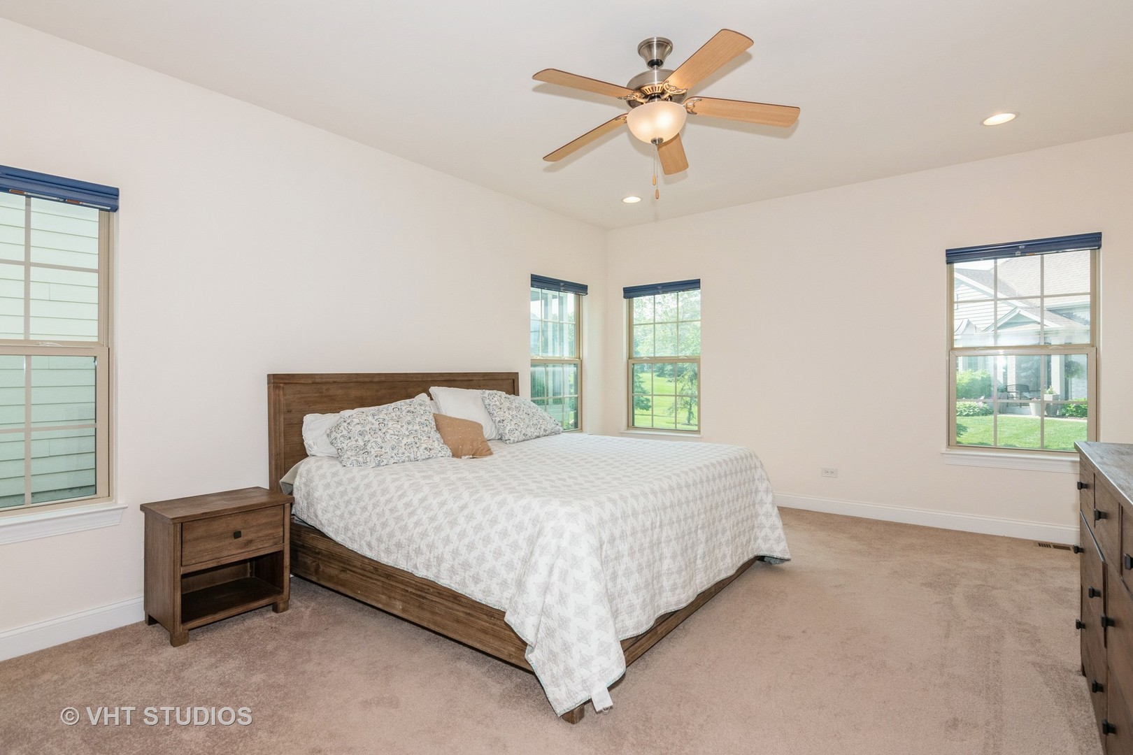 3815 Ridge Pointe Drive Geneva, IL 60134 - Photo 12 of 26 Gallery Image 12