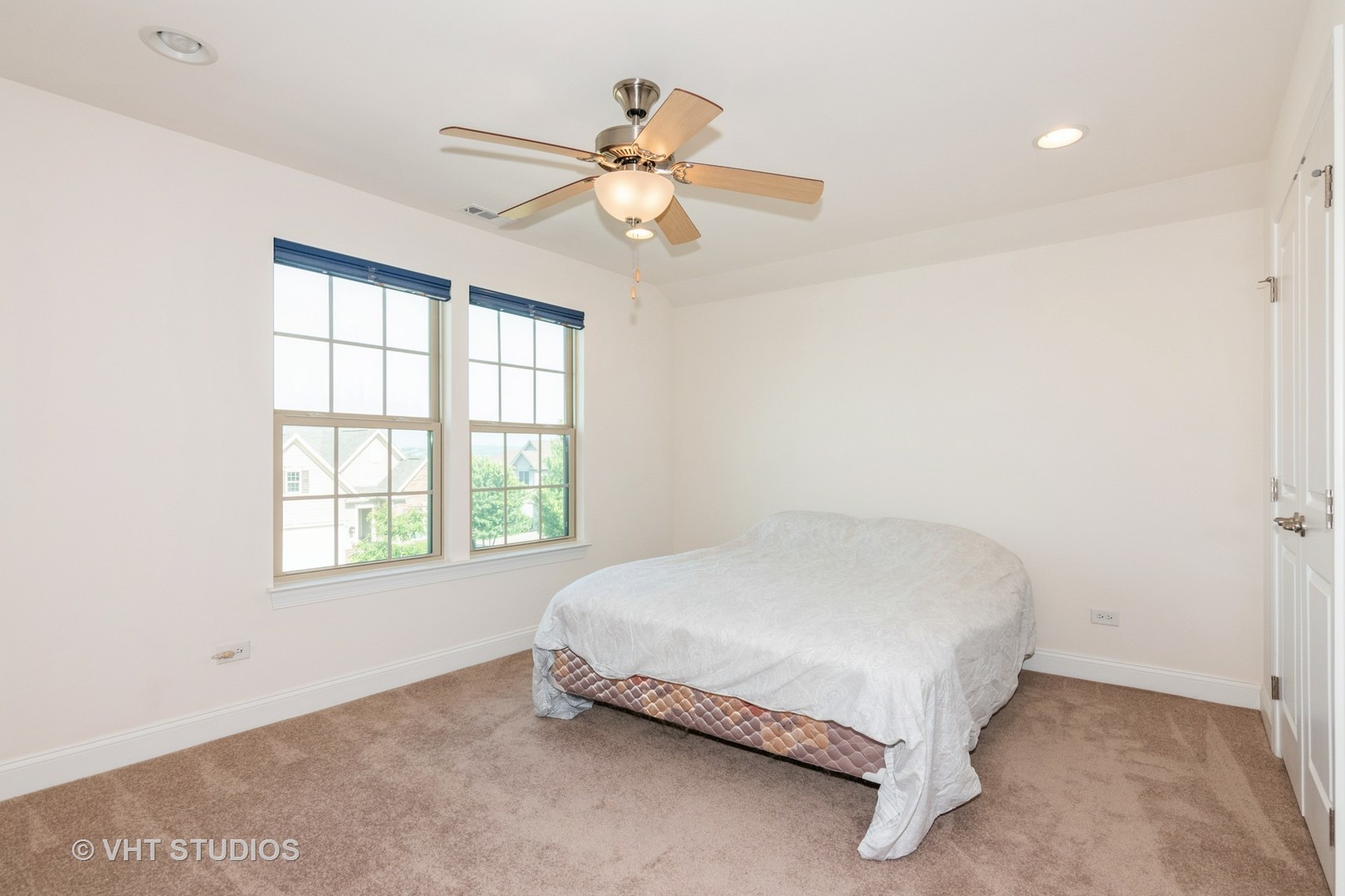 3815 Ridge Pointe Drive Geneva, IL 60134 - Photo 16 of 26 Gallery Image 16