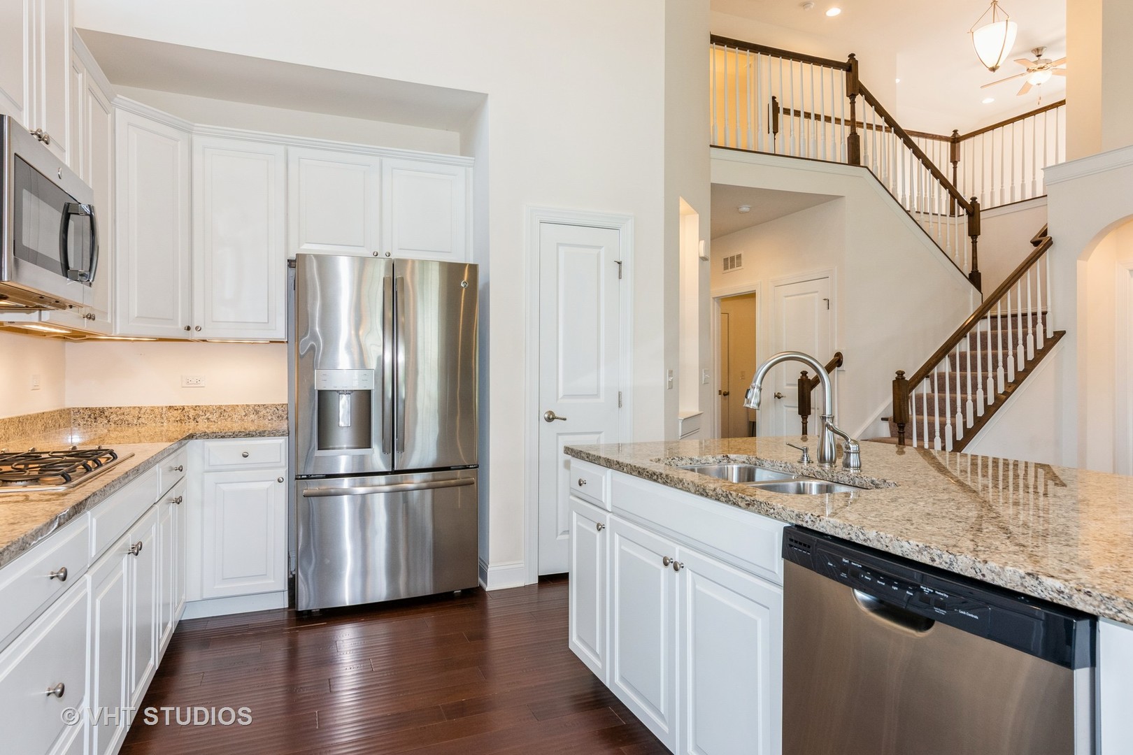 3815 Ridge Pointe Drive Geneva, IL 60134 - Photo 7 of 26 Gallery Image 7