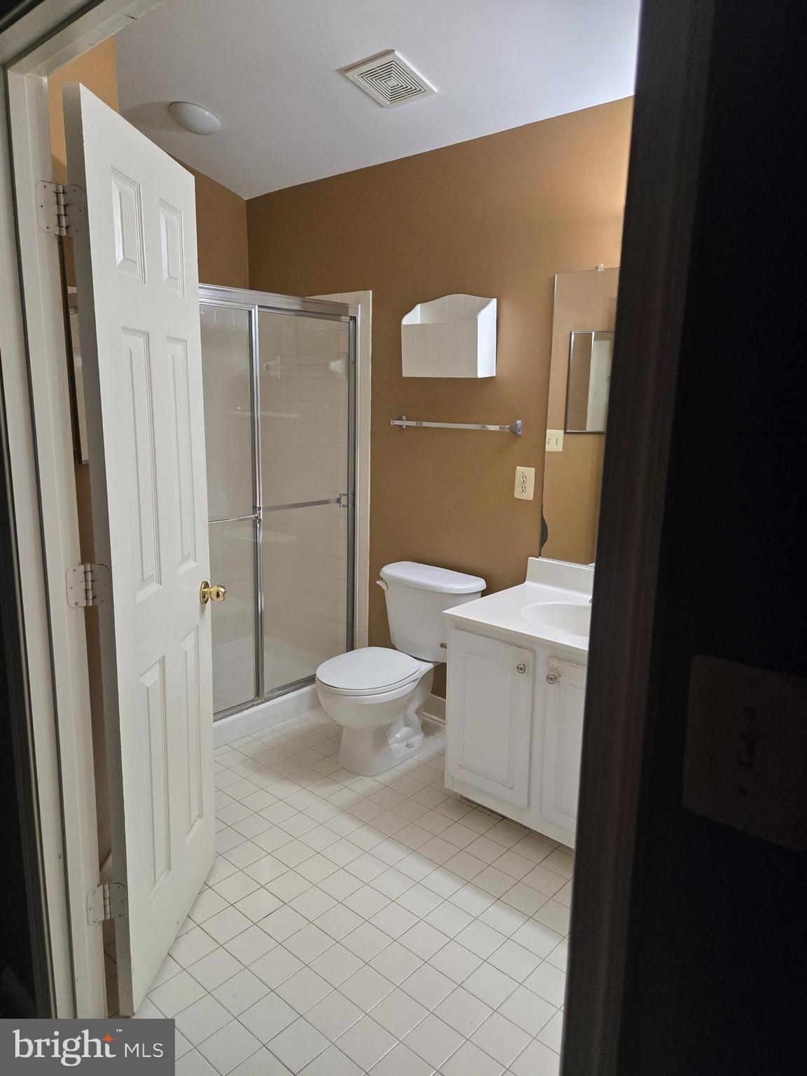 9721 Tulip Tree Drive Bowie, MD 20721 - Photo 14 of 27 MASTER BATHROOM