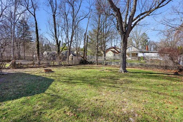 $275,000 | 608 Park Street, Fenton, MI 48430