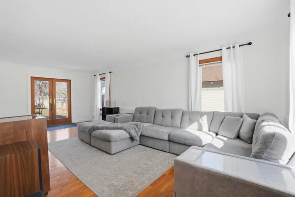 $275,000 | 608 Park Street, Fenton, MI 48430