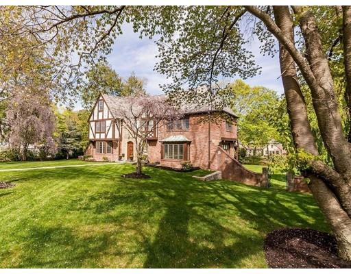 19 Fieldmont Road Belmont, MA 02478 - Photo 4 of 29