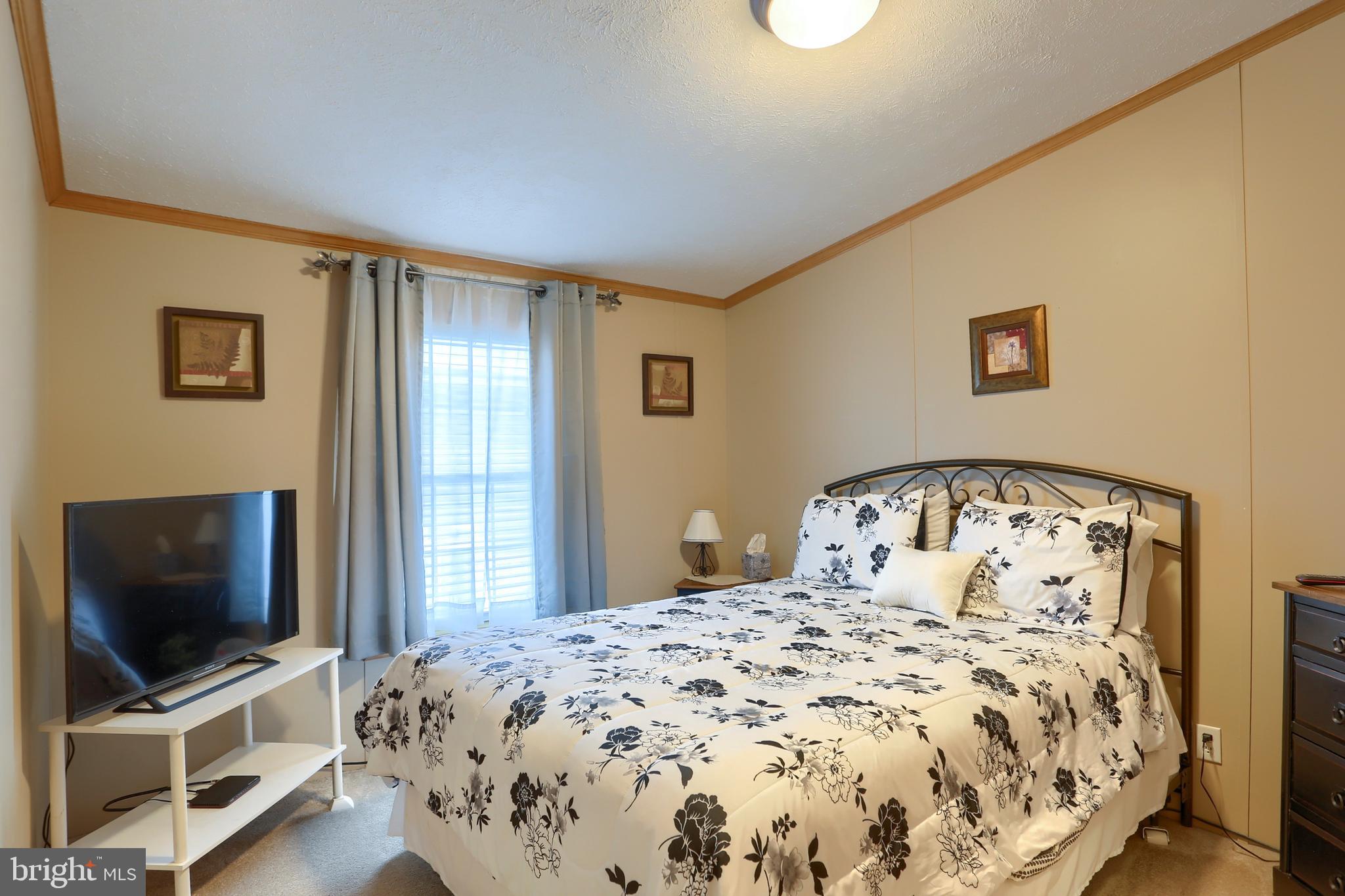 71 Lobin Road East Earl, PA 17519 - Photo 13 of 16 Bedroom 2