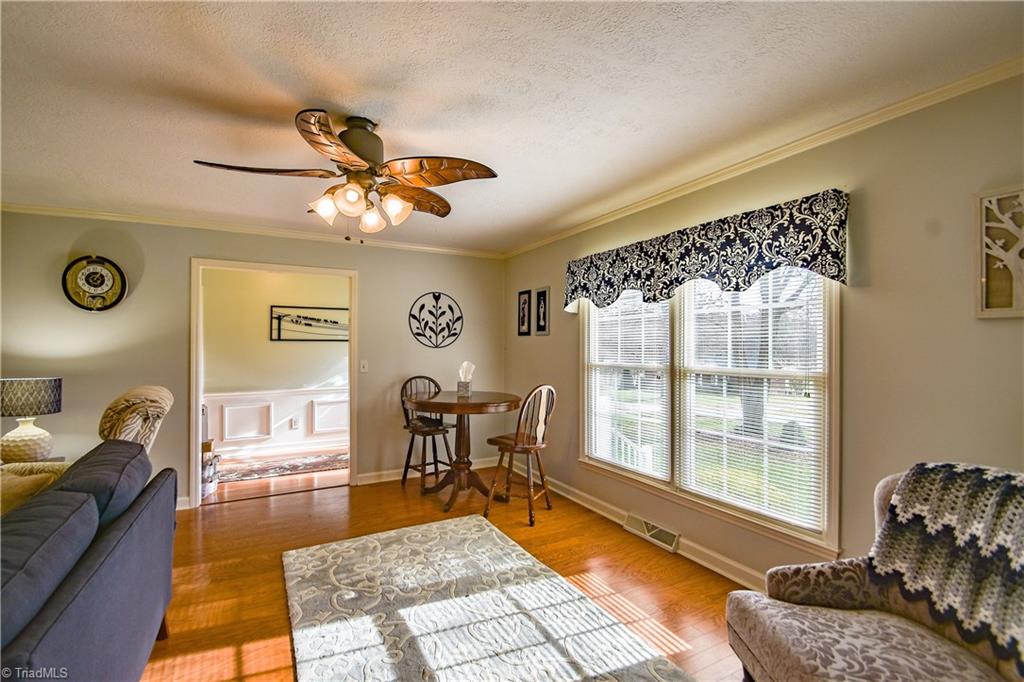 169 Roquemore Road Clemmons, NC 27012 - Photo 3 of 23 Gallery Image 3