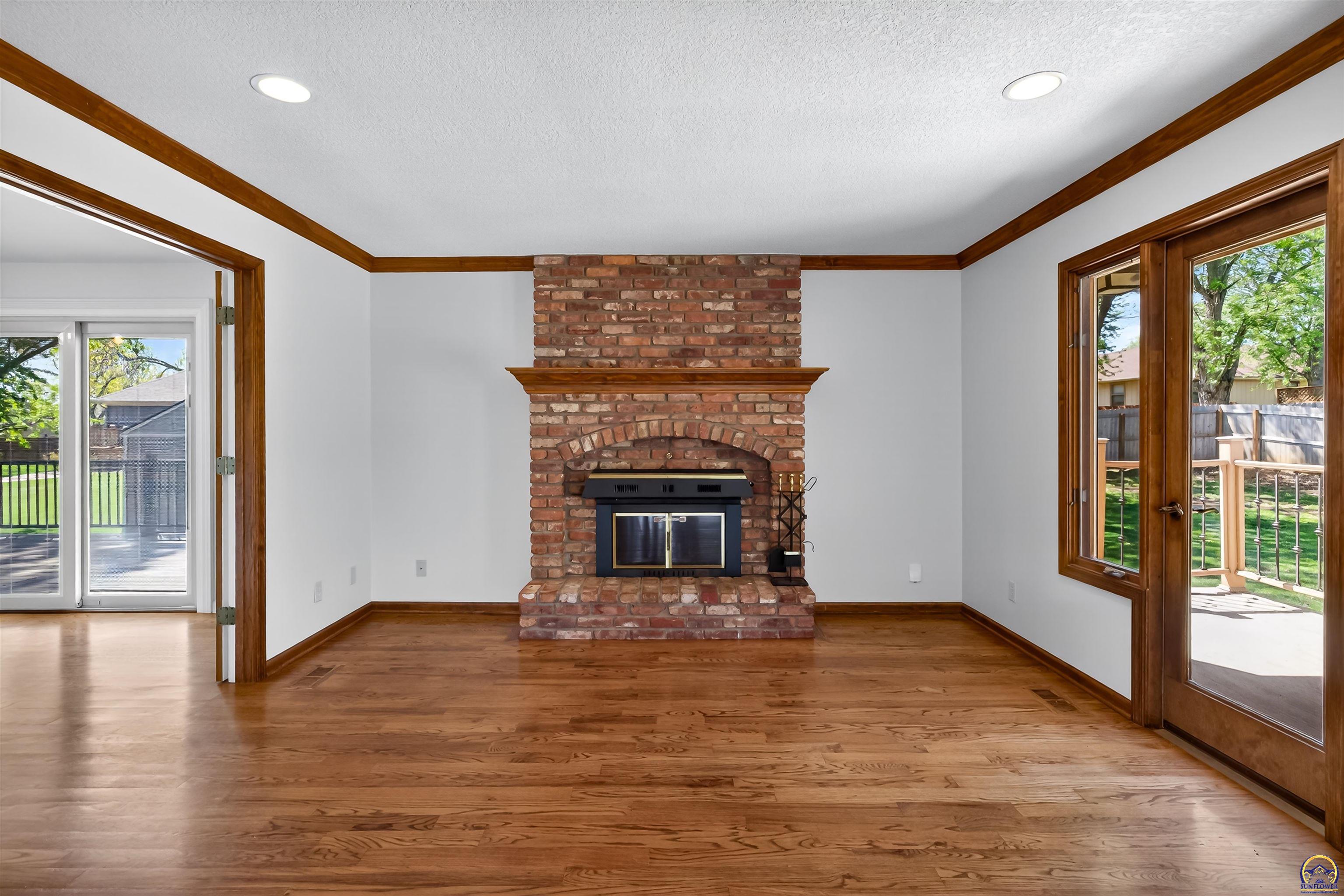 3347 Southwest Nottingham Road Topeka, KS 66614 - Photo 12 of 45