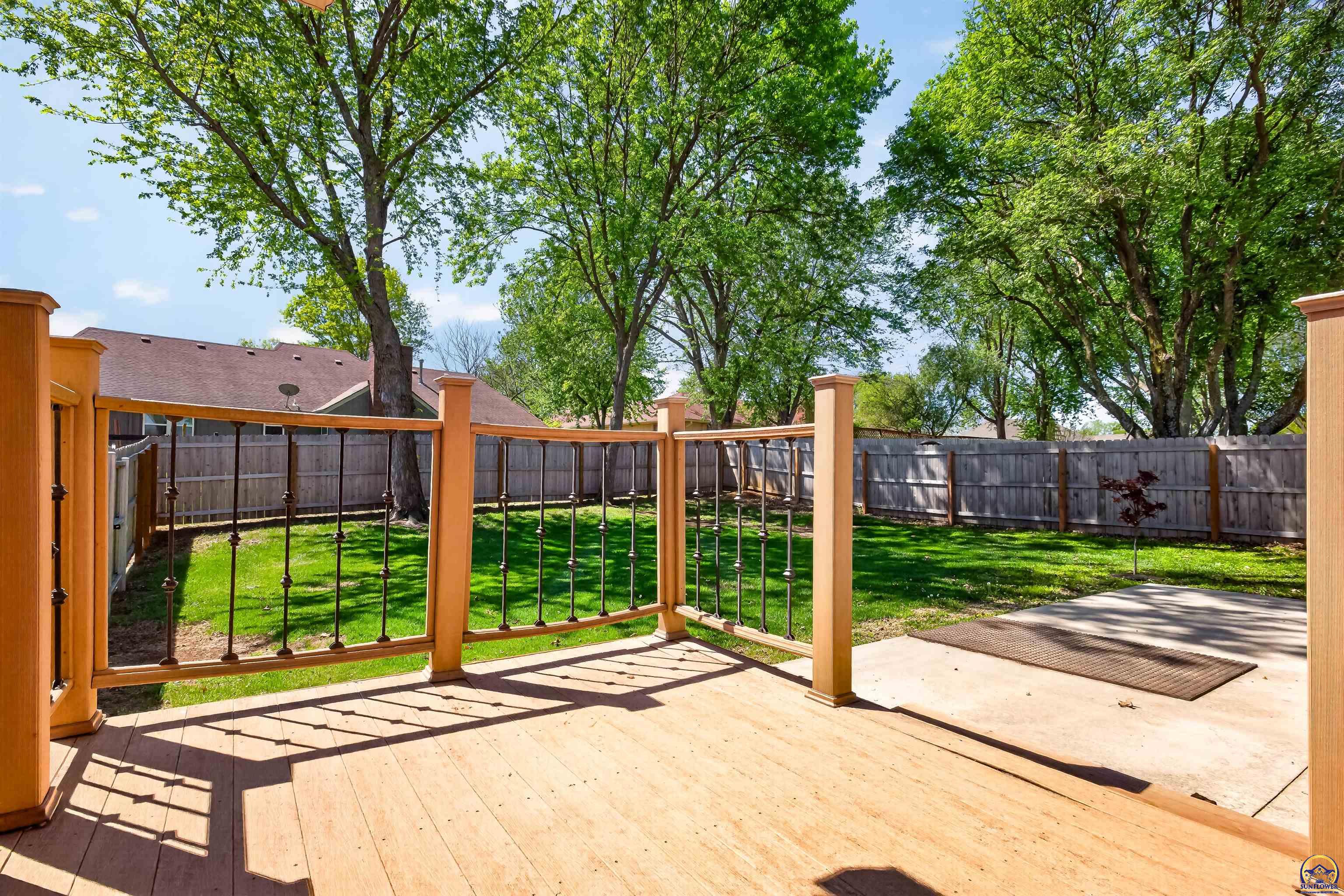 3347 Southwest Nottingham Road Topeka, KS 66614 - Photo 39 of 45