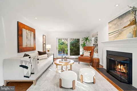 $1,675,000 | 4411 Chalfont Place, Bethesda, MD 20816