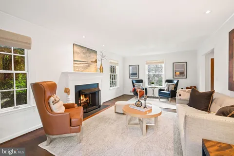 $1,675,000 | 4411 Chalfont Place, Bethesda, MD 20816