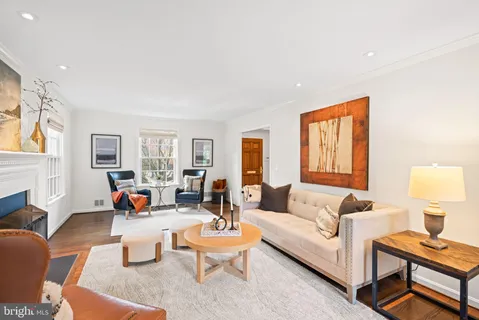 $1,675,000 | 4411 Chalfont Place, Bethesda, MD 20816