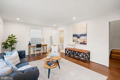 $1,675,000 | 4411 Chalfont Place, Bethesda, MD 20816