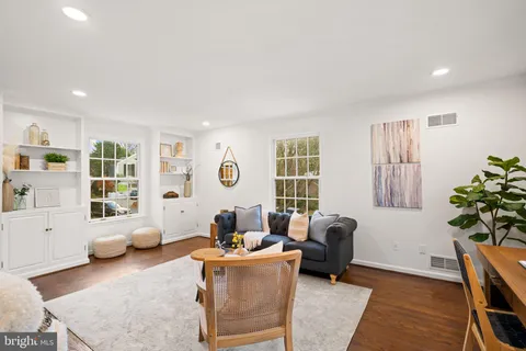 $1,675,000 | 4411 Chalfont Place, Bethesda, MD 20816