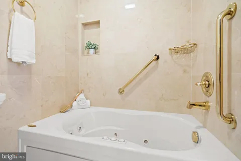 $1,675,000 | 4411 Chalfont Place, Bethesda, MD 20816